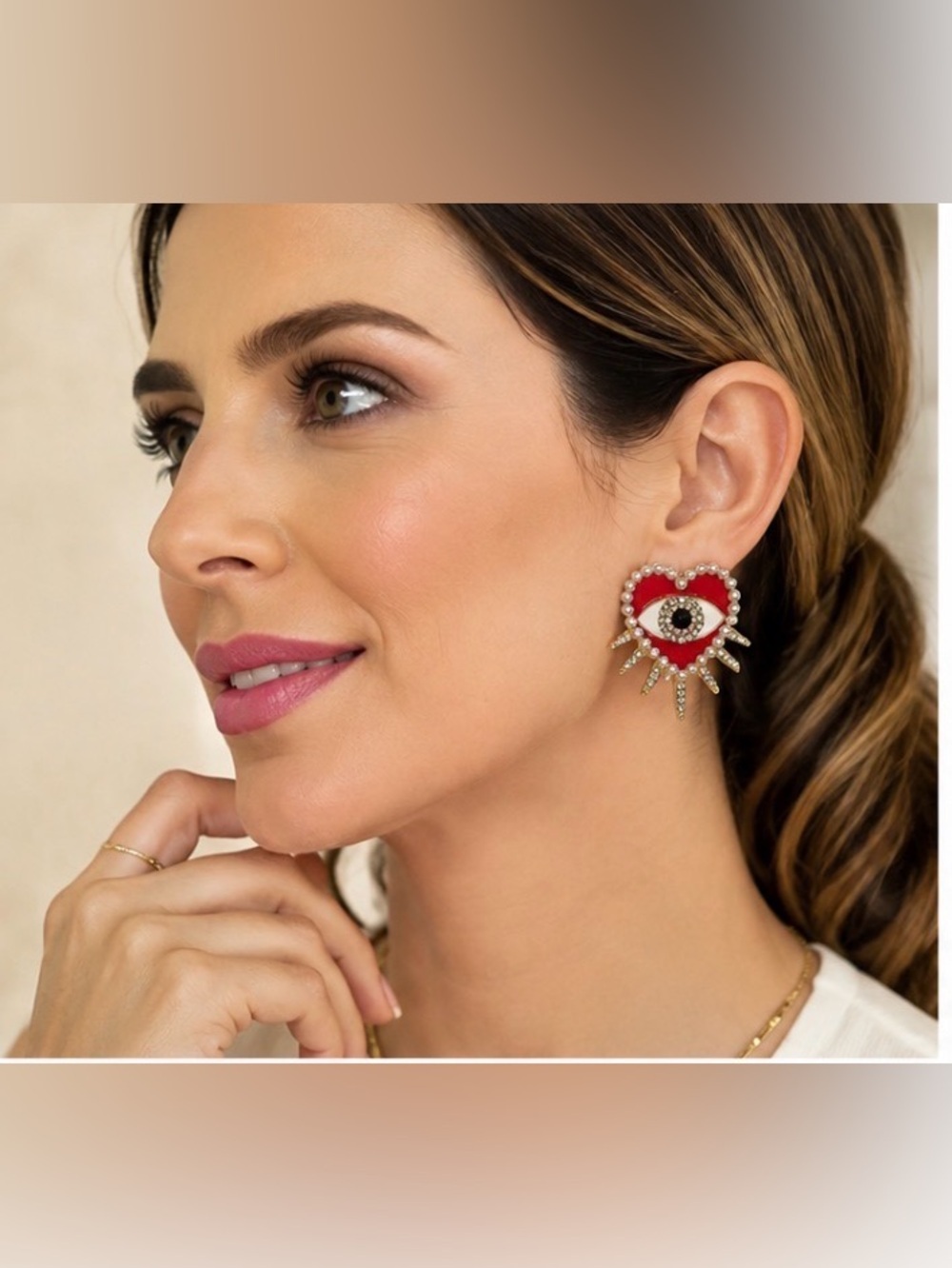 Statement / Heart & Eye Earrings